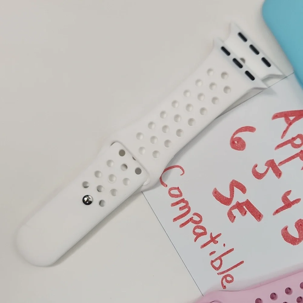 22 mm lug Apple Watch Compatible 3 band latex snap band set for MEN, NWT